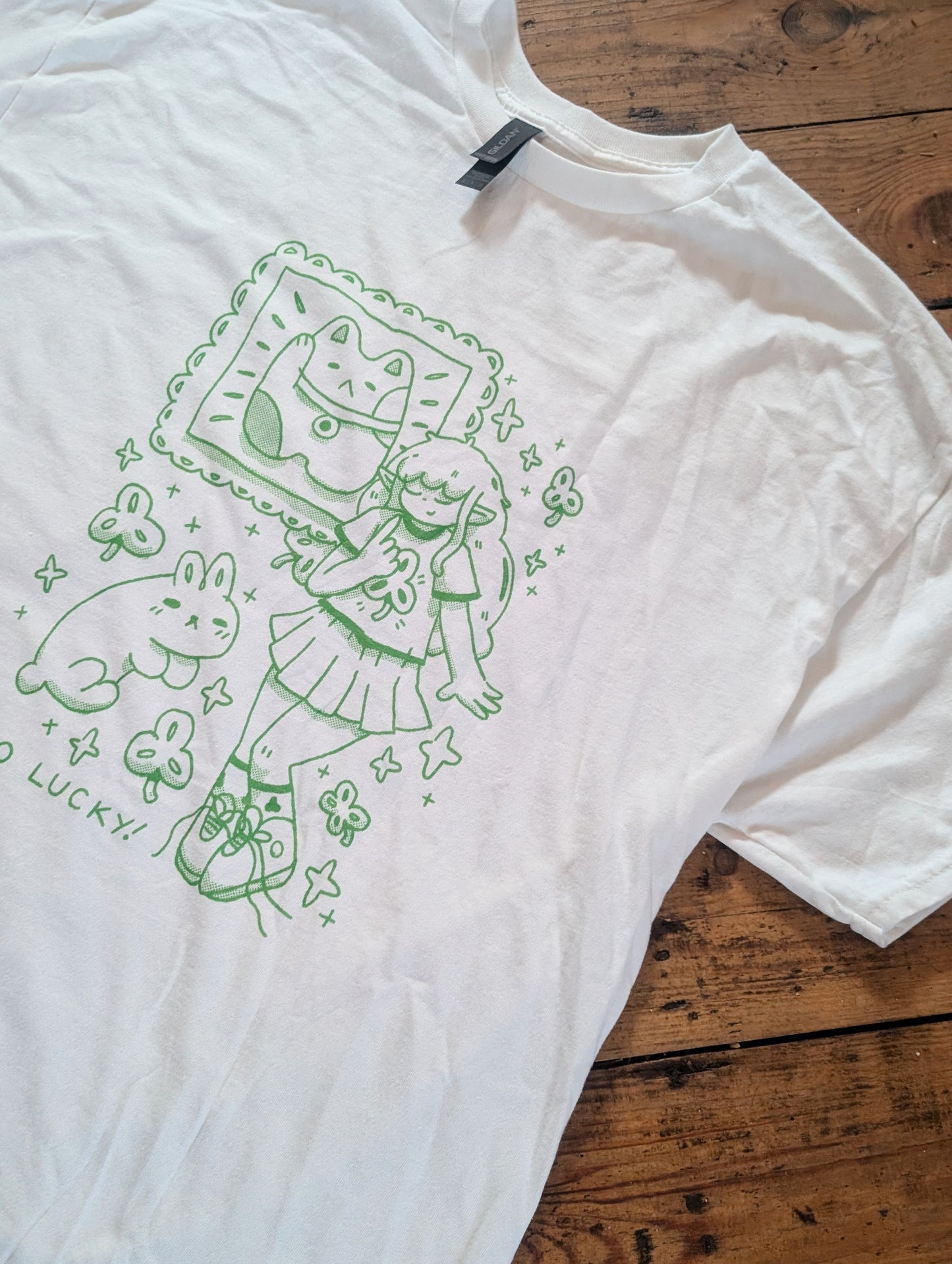 lucky bunny tee
