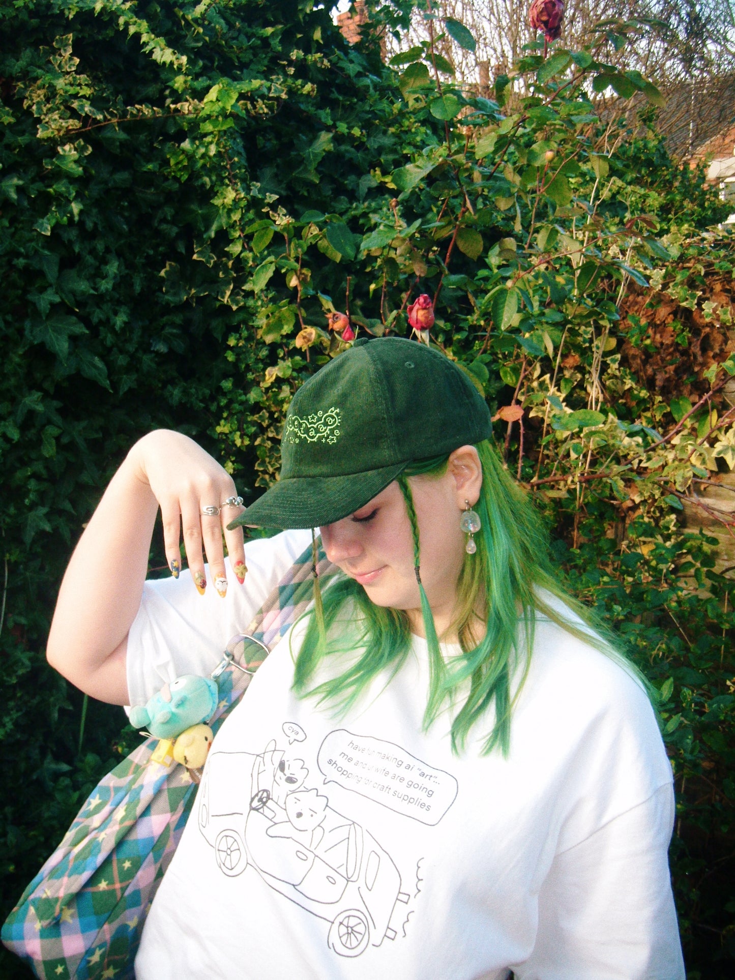 budleiaaa green corduroy cap