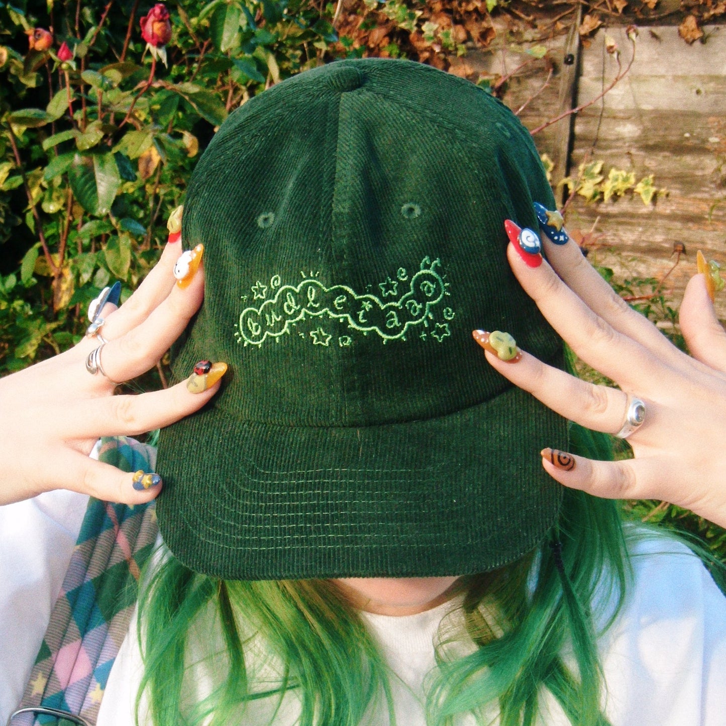 budleiaaa green corduroy cap